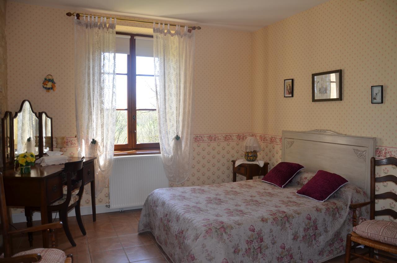 La Gueriniere Bed & Breakfast Cenac-et-Saint-Julien Exterior photo